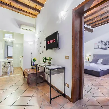 Apartment Balestrari Palace Rome